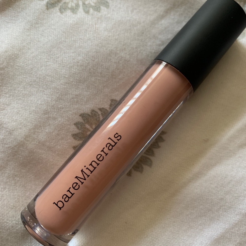 Bare Minerals lip gloss in Groovy